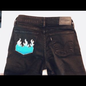 Levi’s Black Jeans